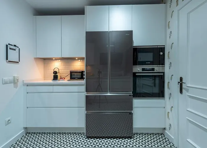 Wide With Beautiful Kitchen 2Bd 3Bth -Arenal